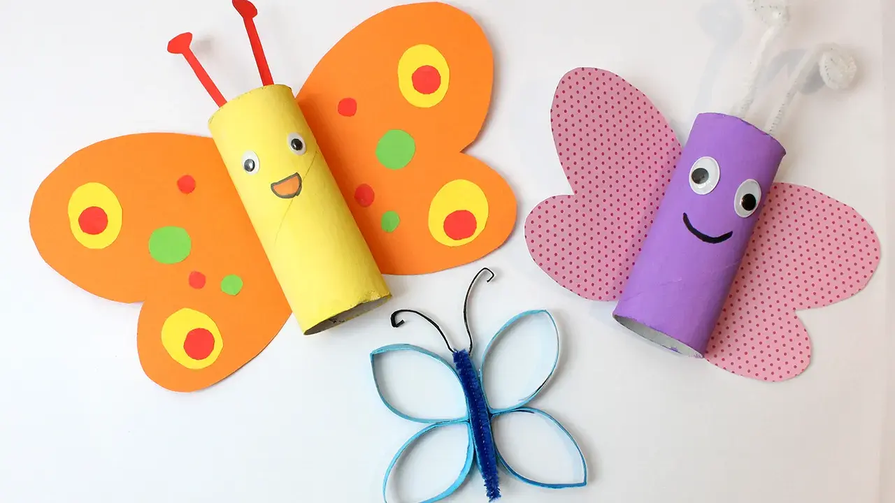 Bunte Papierrollen-Schmetterlinge, ein tolles Bastelprojekt für Kinder.