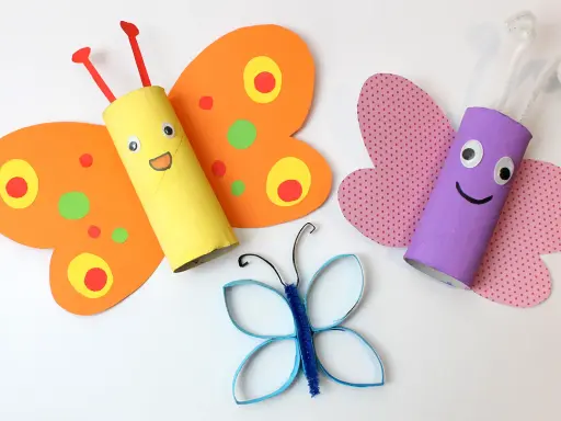 Bunte Papierrollen-Schmetterlinge, ein tolles Bastelprojekt für Kinder.